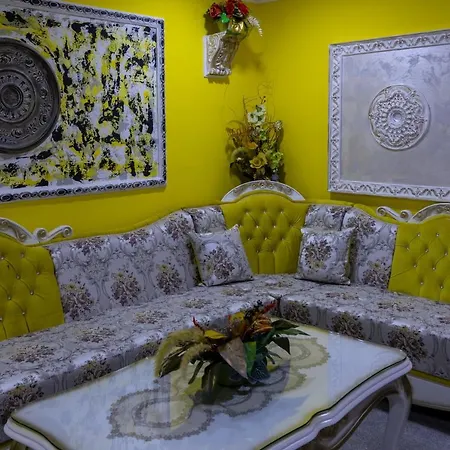 Aa Aparthotel *